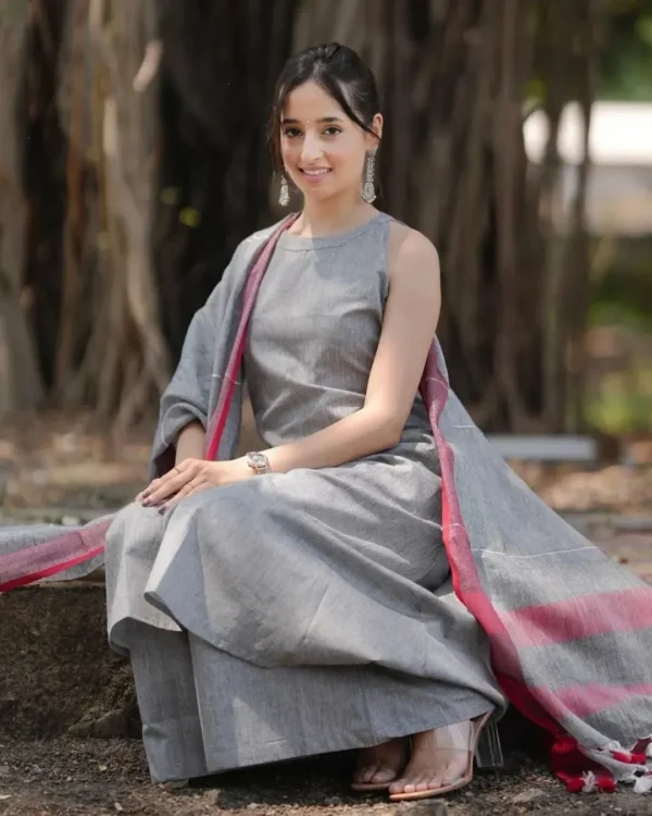 Grey South Cotton Kurti Pant With Dupatta