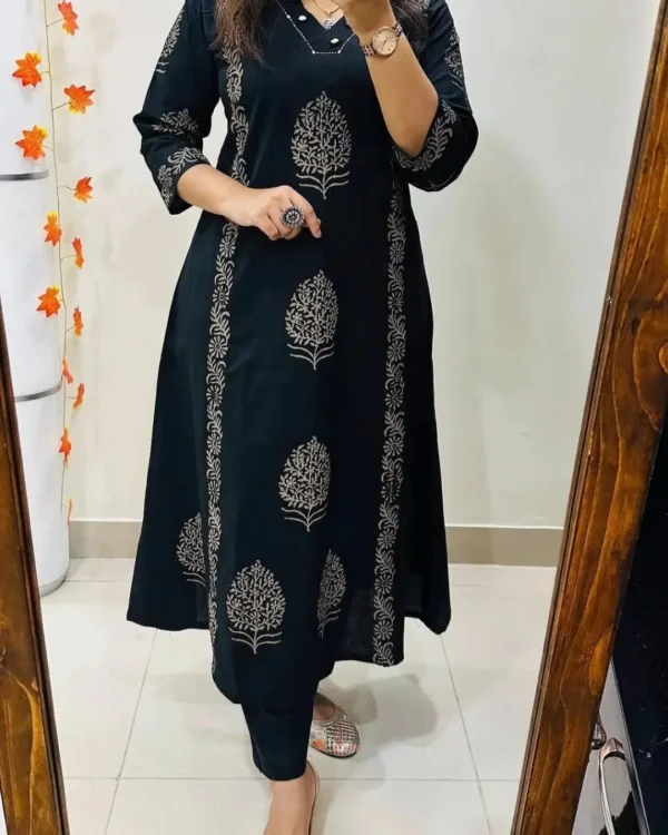 Hand Block Print White Cotton Kurti Pant Set