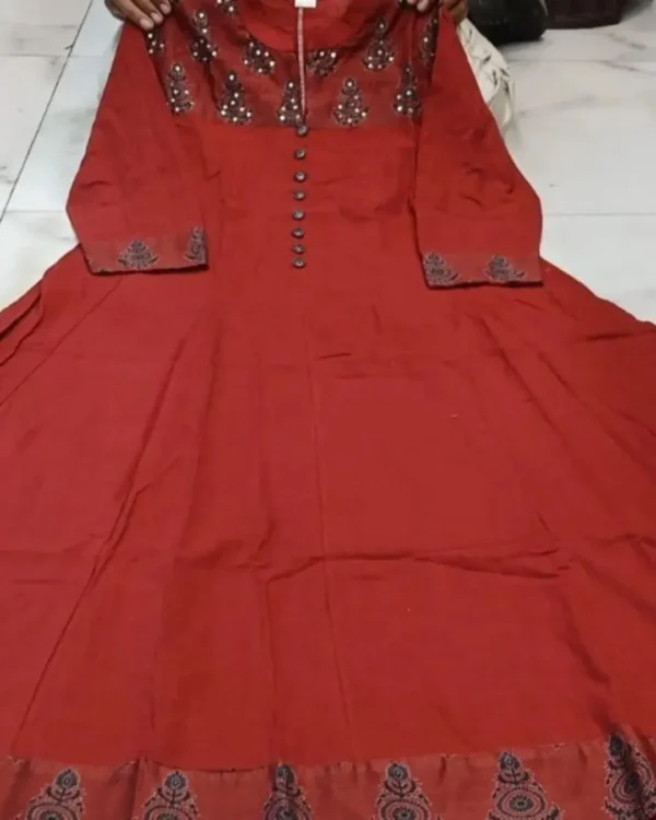 Maroon Cotton Kurti Pant With Design Dupatta