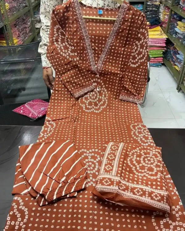 Maroon Cotton Kurti​ Pant With Dupatta