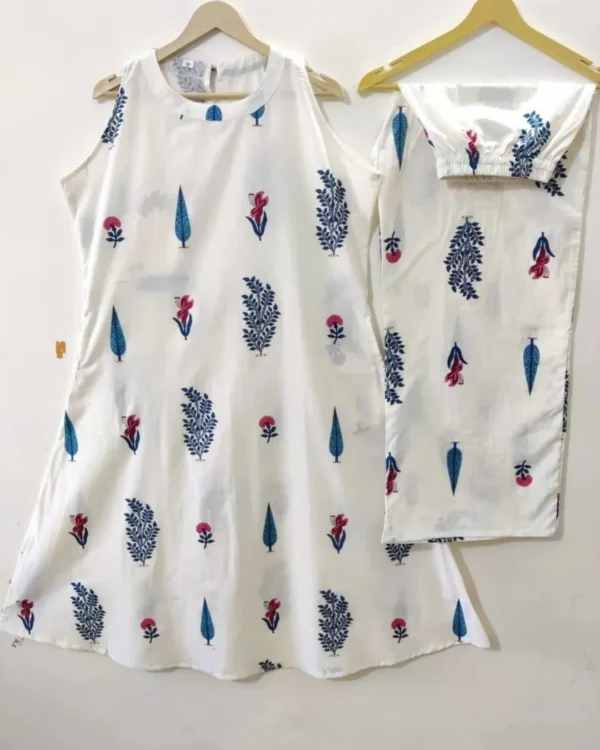 Off White Cotton Sleeveless Kurti Pant Set