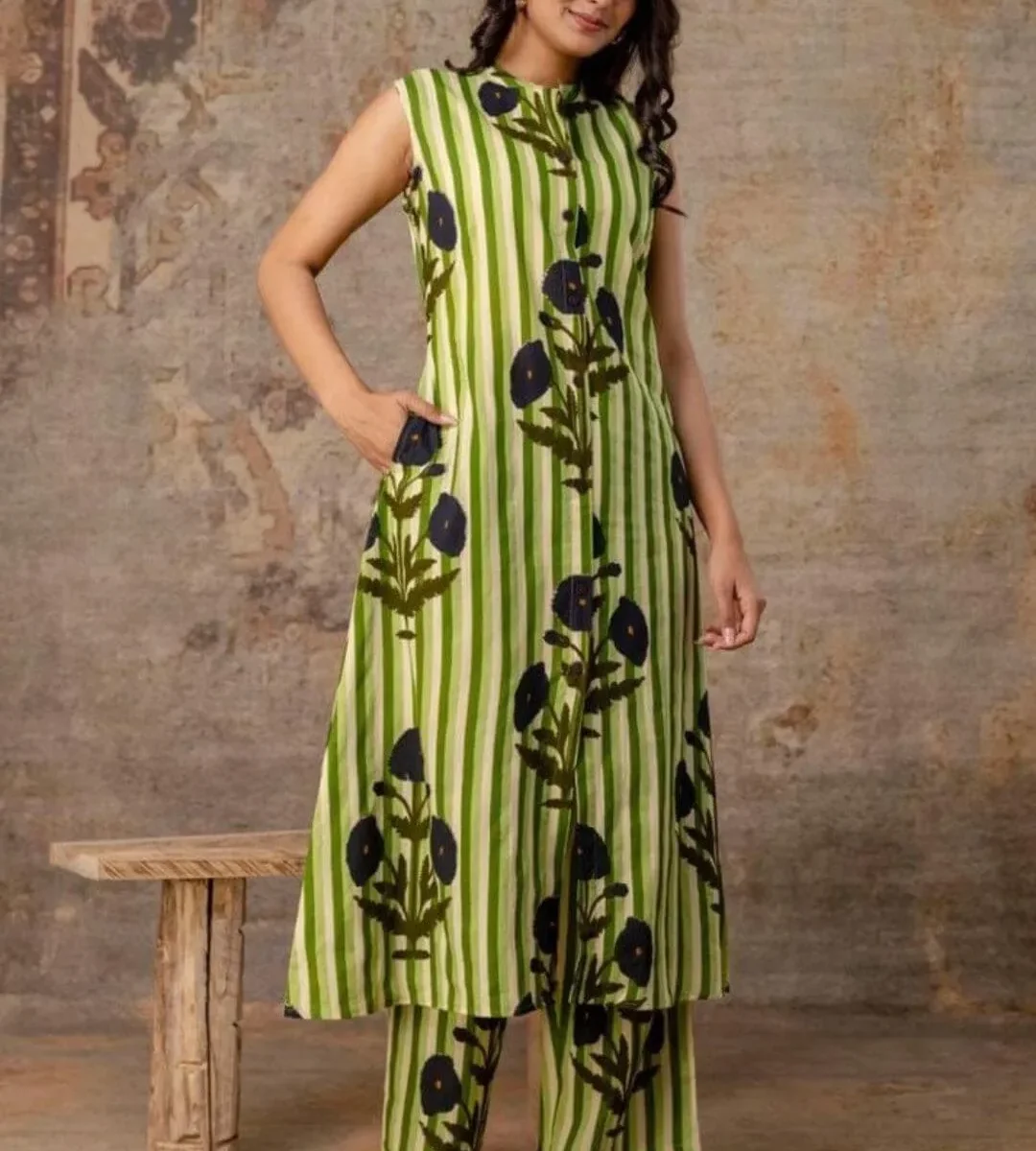 Sleeveless Kurti White With Pant Set​