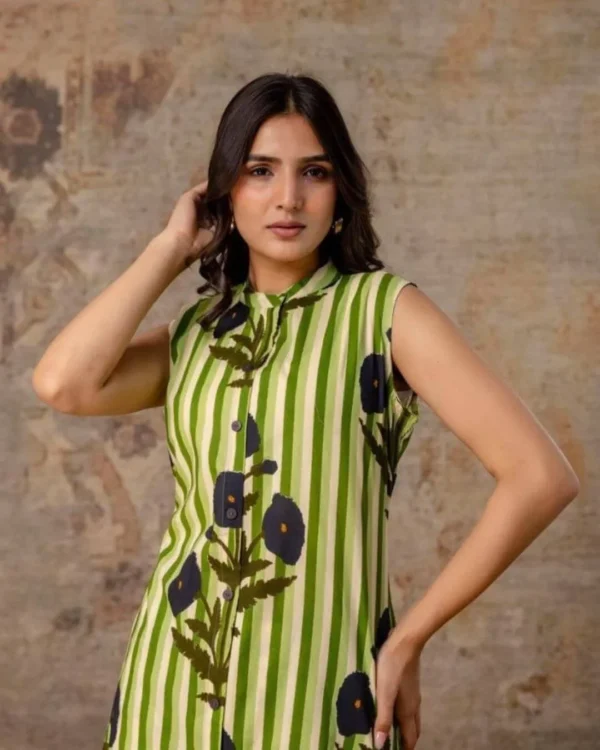 Sleeveless Kurti White With Pant Set​