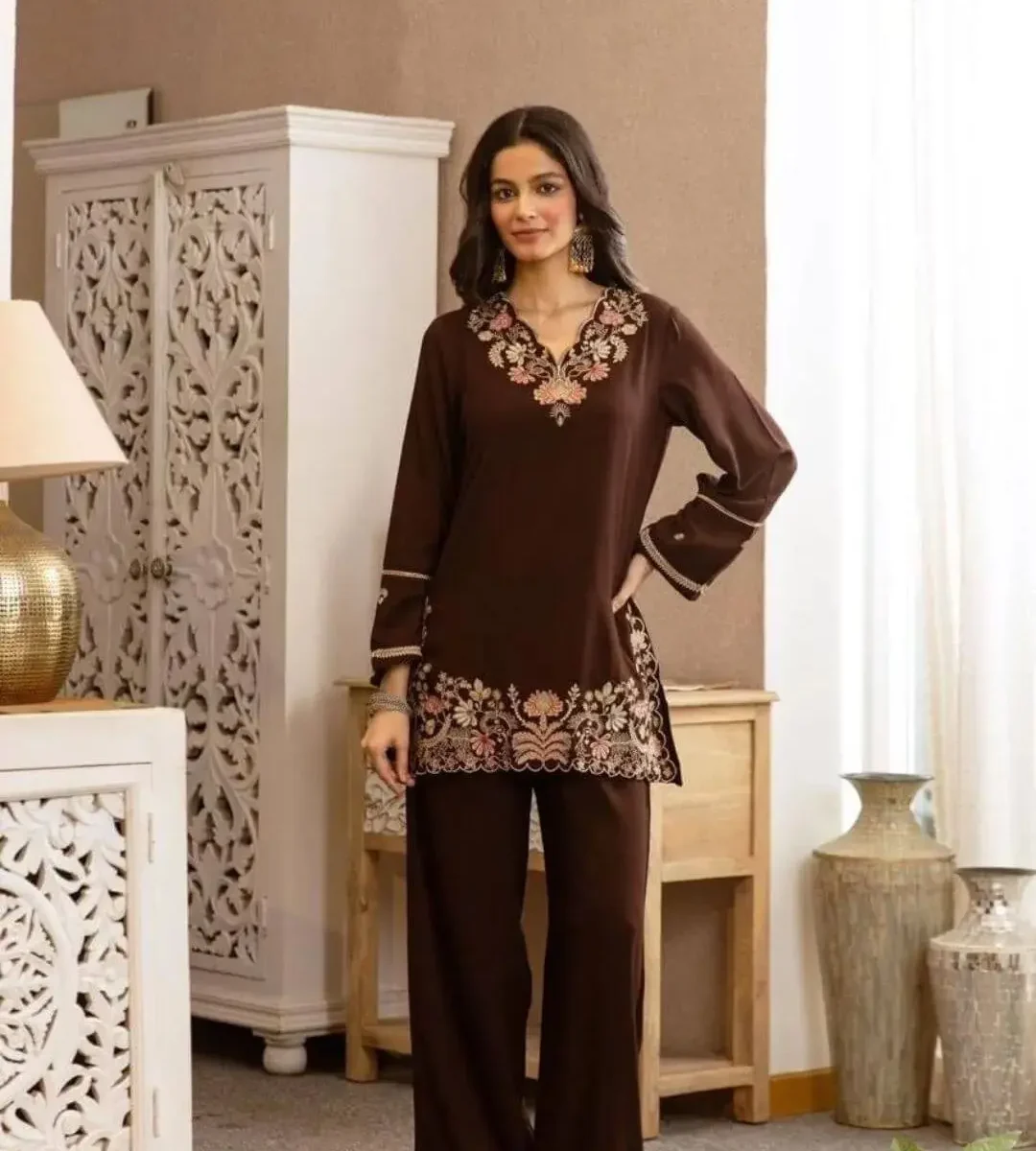 Trendy Office Wear Kurti With Pant Set