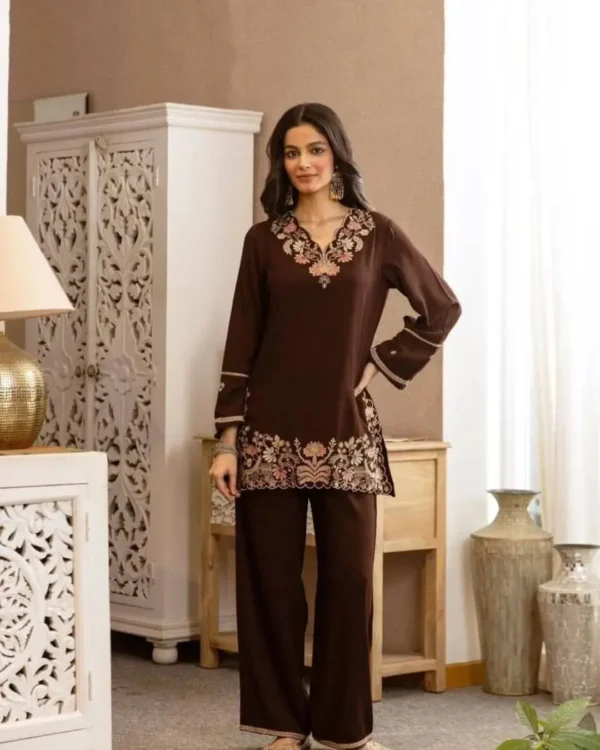 Trendy Office Wear Kurti With Pant Set