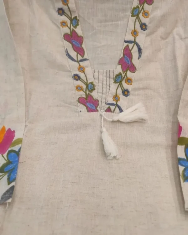 White Kurti With Pink Dupatta