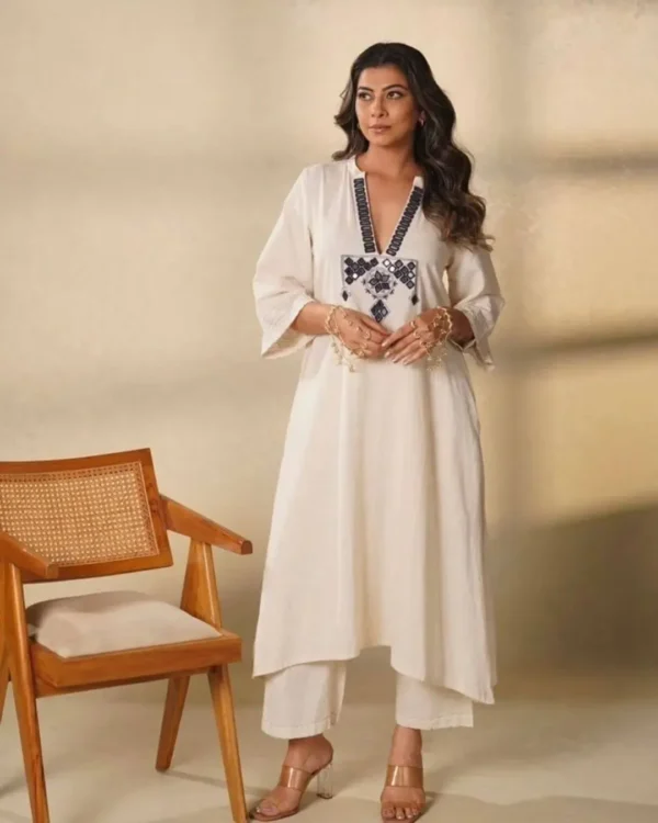 White Color Cotton Printed Kurti Pant Set