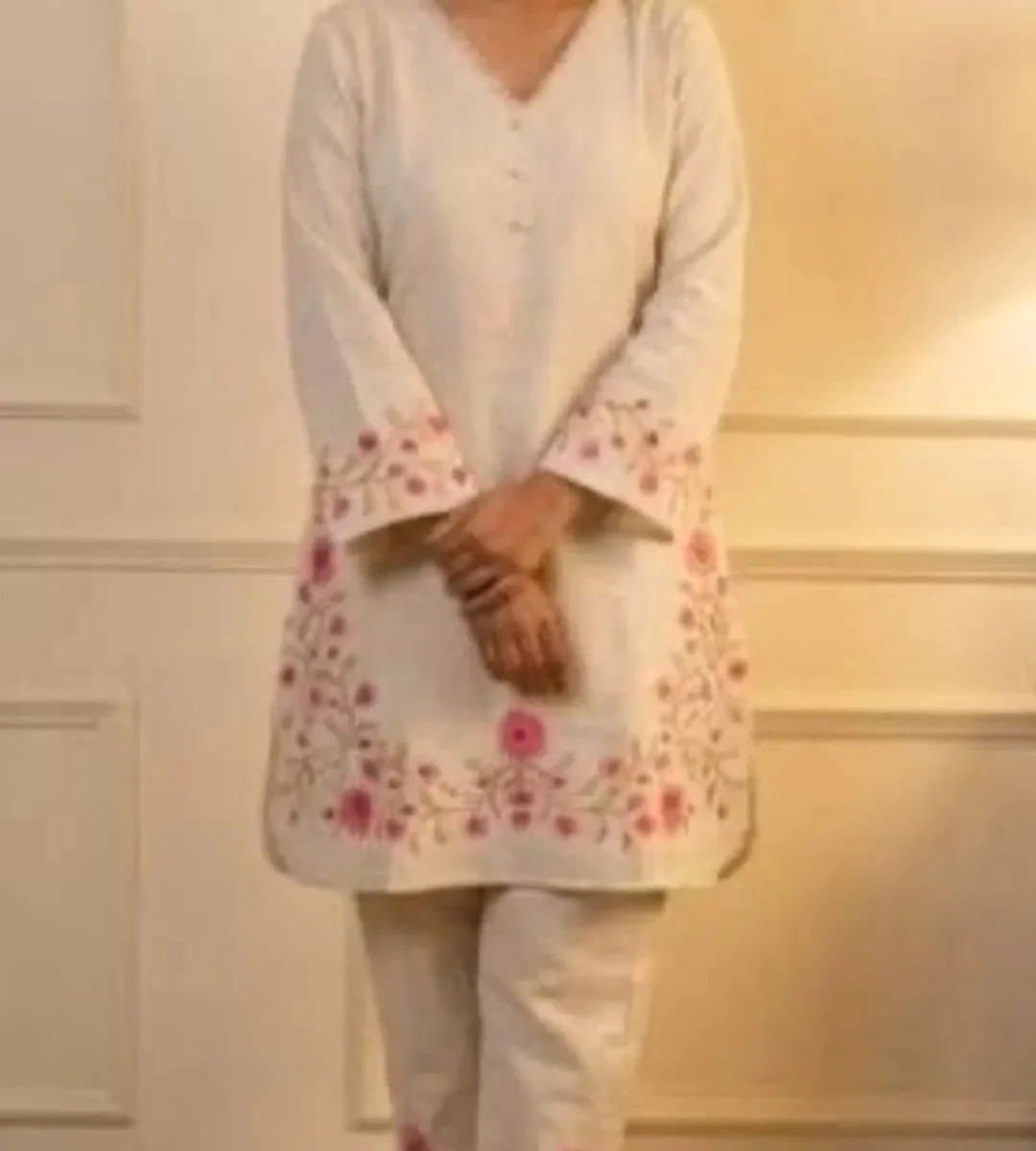 White Cotton Flex Kurti With Pant Set