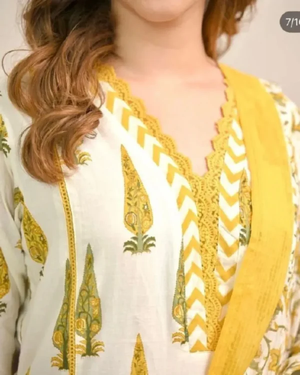 White Floral Print Kurti Set