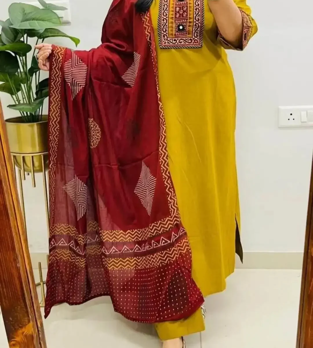 Yellow Pakistani Style Floral Printed Suit Set