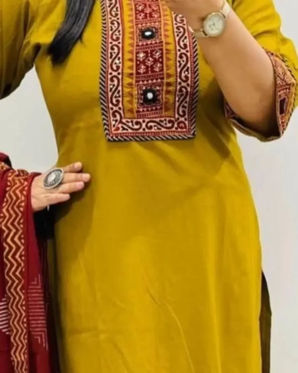 Yellow Pakistani Style Floral Printed Suit Set